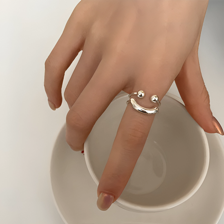 Smiley-verstelbare ring - Minimalistische, stapelbare statement-ring