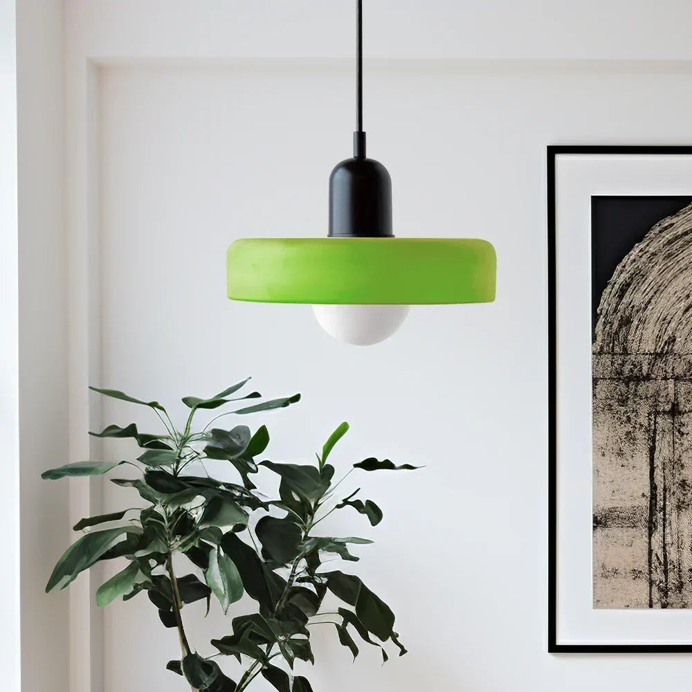 Bauhaus pendelleuchte van gekleurd glas