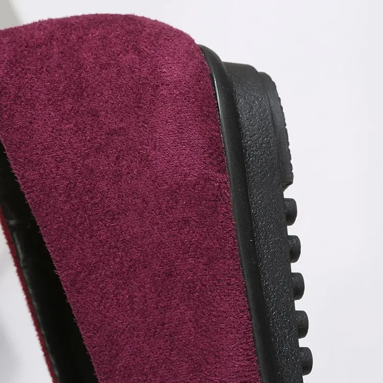 Dames Slip-On Platforms met Strikdetail