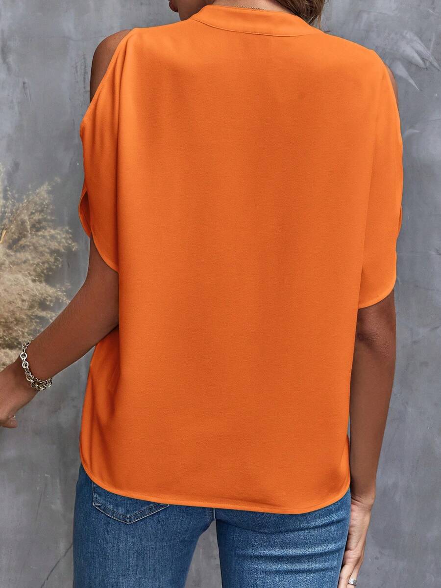 V-hals blouse met korte flaremouwen