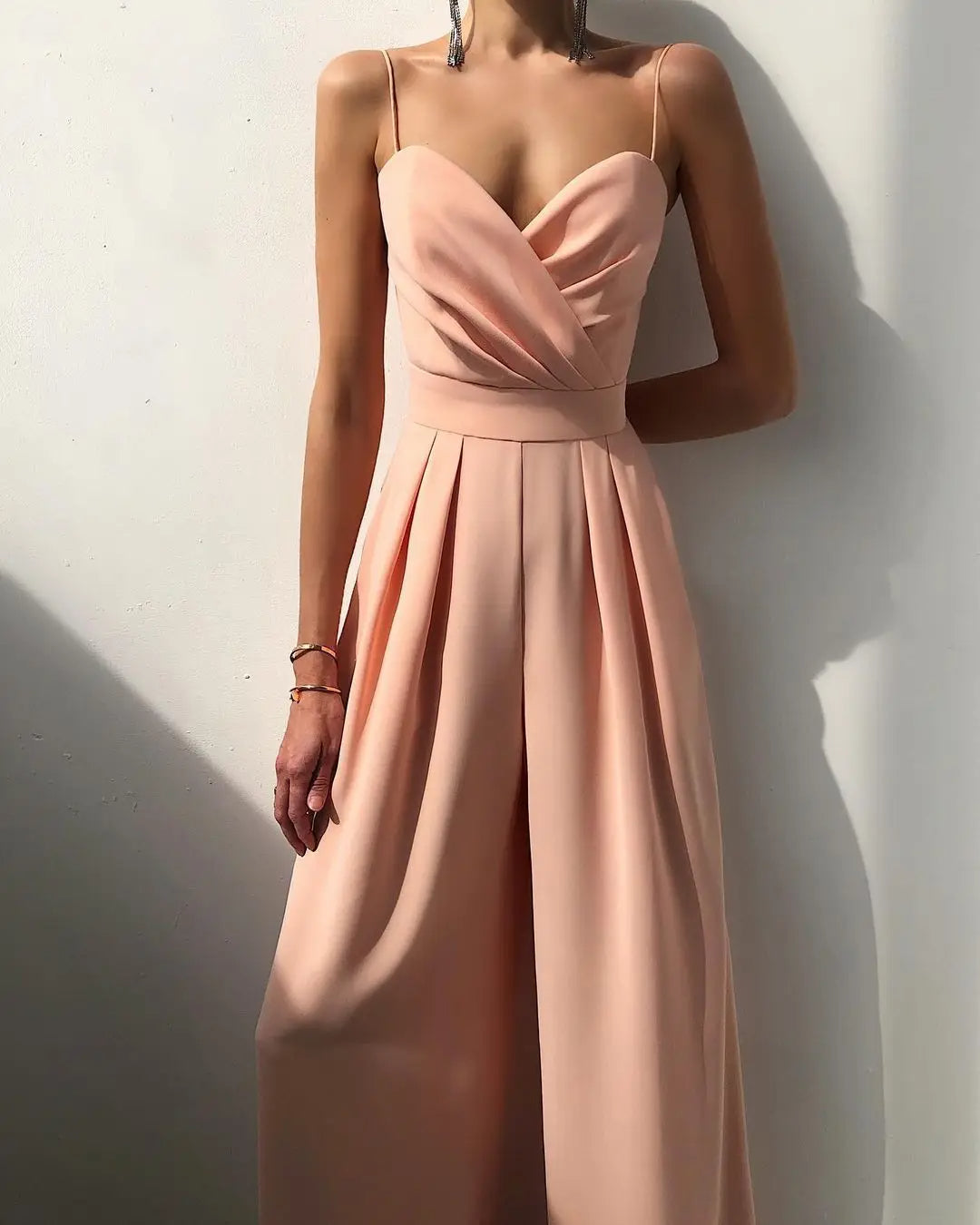 Mouwloze jumpsuit met hoge taille en wijde pijpen voor dames