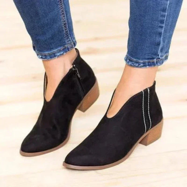 Thalia – Elegante Suède Enkelboots