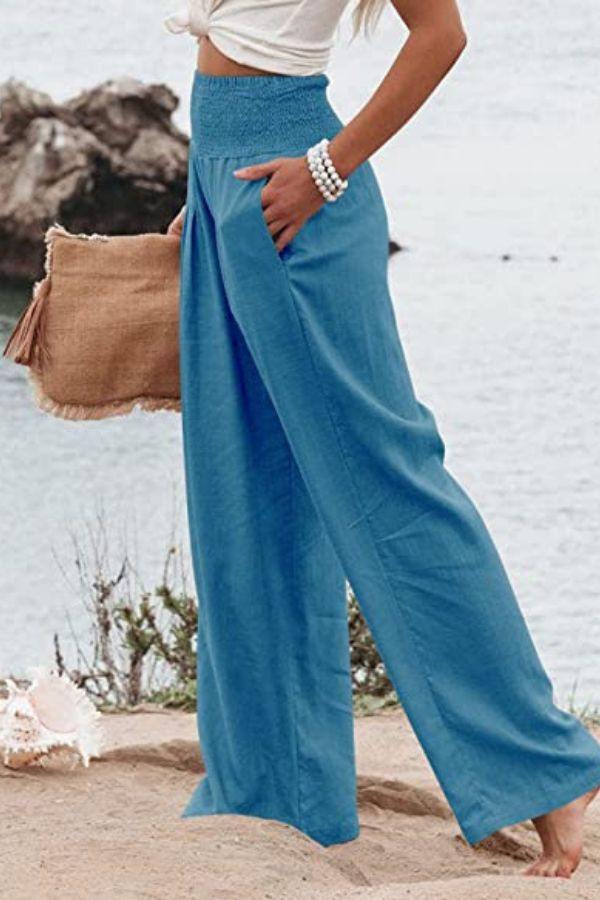 Deze zomerse palazzo broek combineert een luchtige pasvorm met een boho-chique uitstraling, perfect voor elke zomerse gelegenheid.