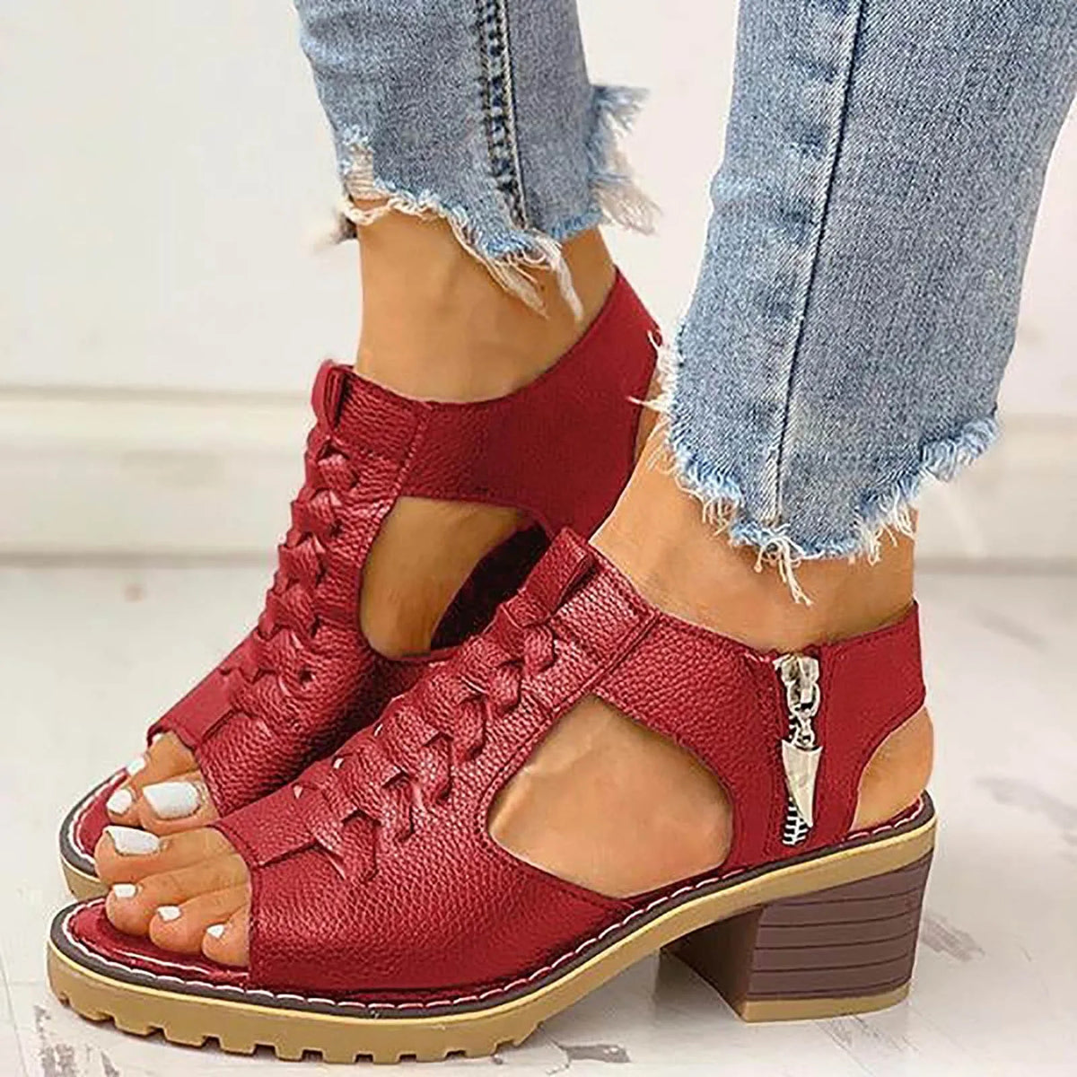 Virelli – Dames Chunky Sandalen met Hollow-Out Design