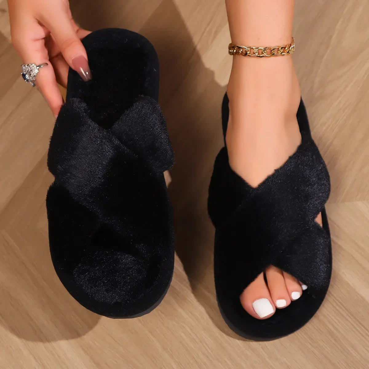 Warme Fluffy Damespantoffels - ideaal voor thuis