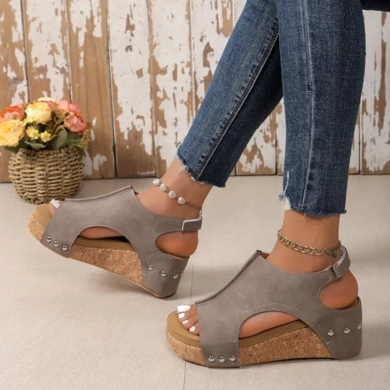 Caela - Zomerse wedge sandalen met open teen
