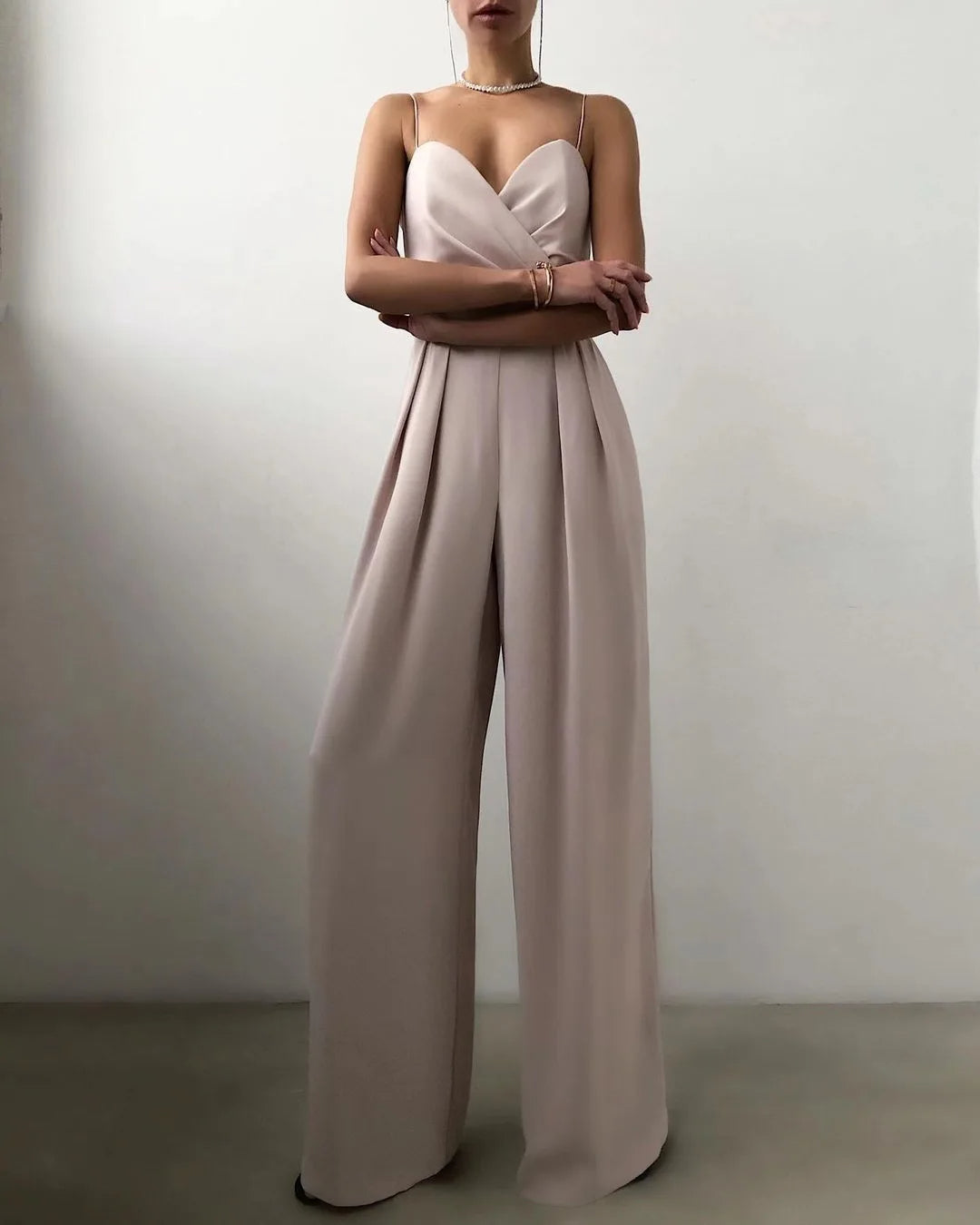Mouwloze jumpsuit met hoge taille en wijde pijpen voor dames