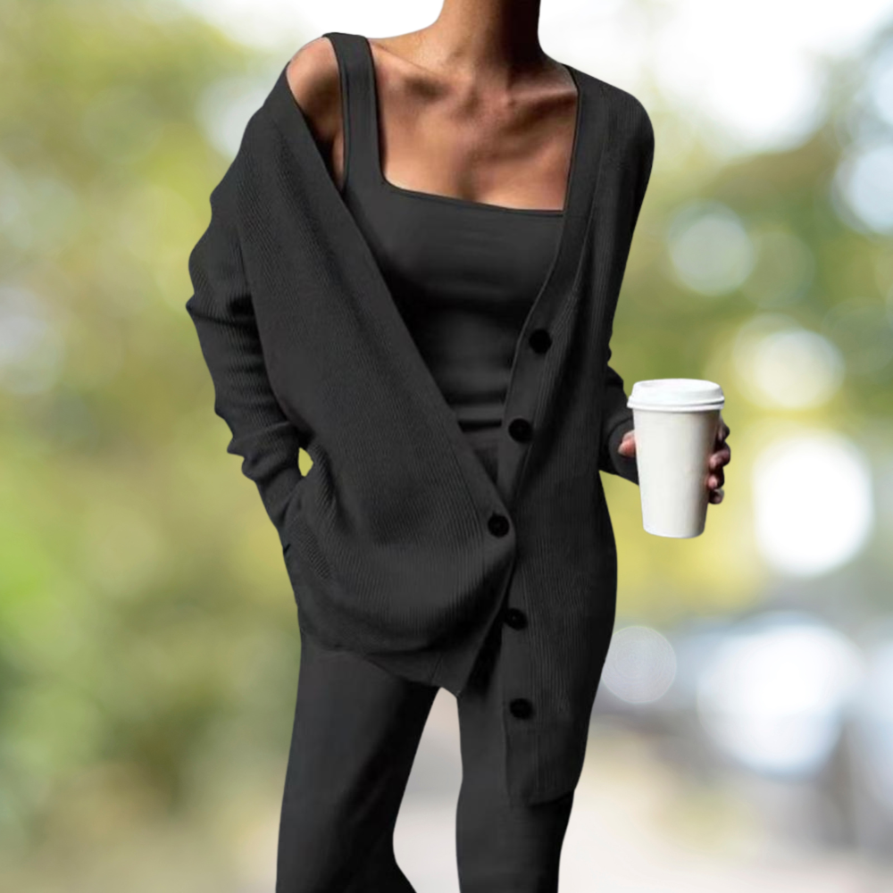 Milou - gebreid damespak in 3-delige set – top, broek en vest