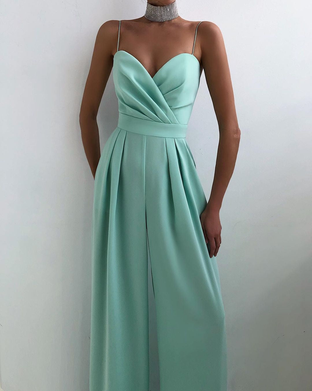 Elegante Jumpsuit met Spaghettibandjes en Wijde Pijpen