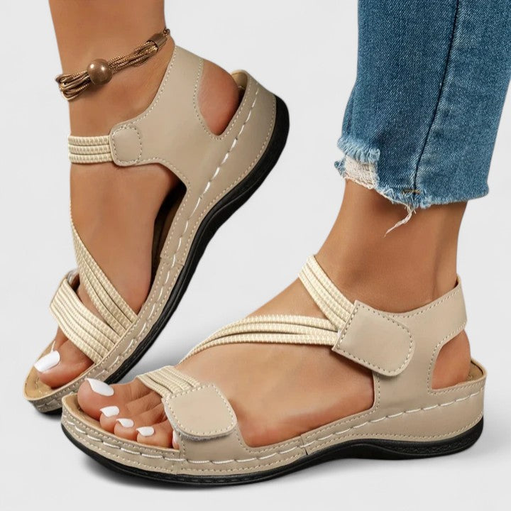 Sandalen met plateauzool, bandjes en open neus voor dames