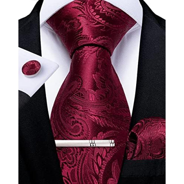 Herenset met paisleystropdas – edele accessoires voor bruiloften & evenementen