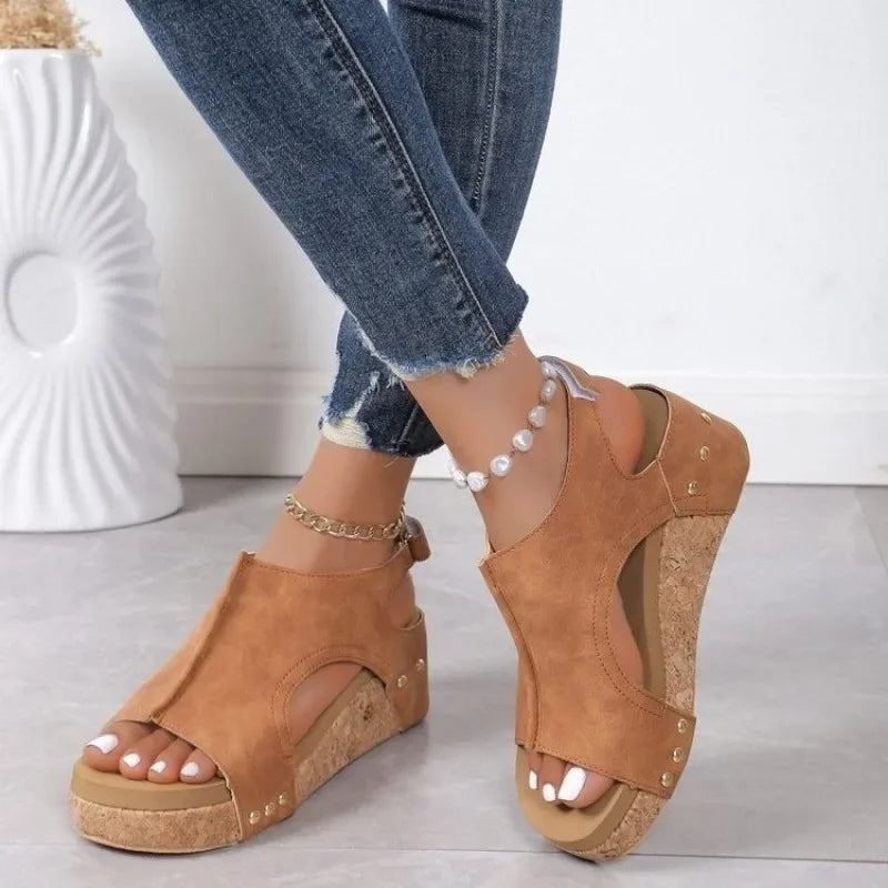 Caela - Zomerse wedge sandalen met open teen