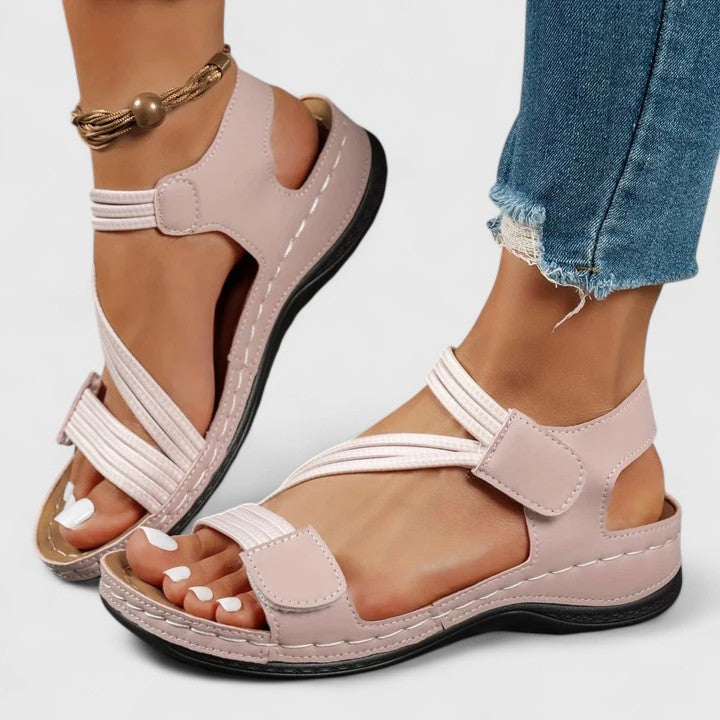 Sandalen met plateauzool, bandjes en open neus voor dames