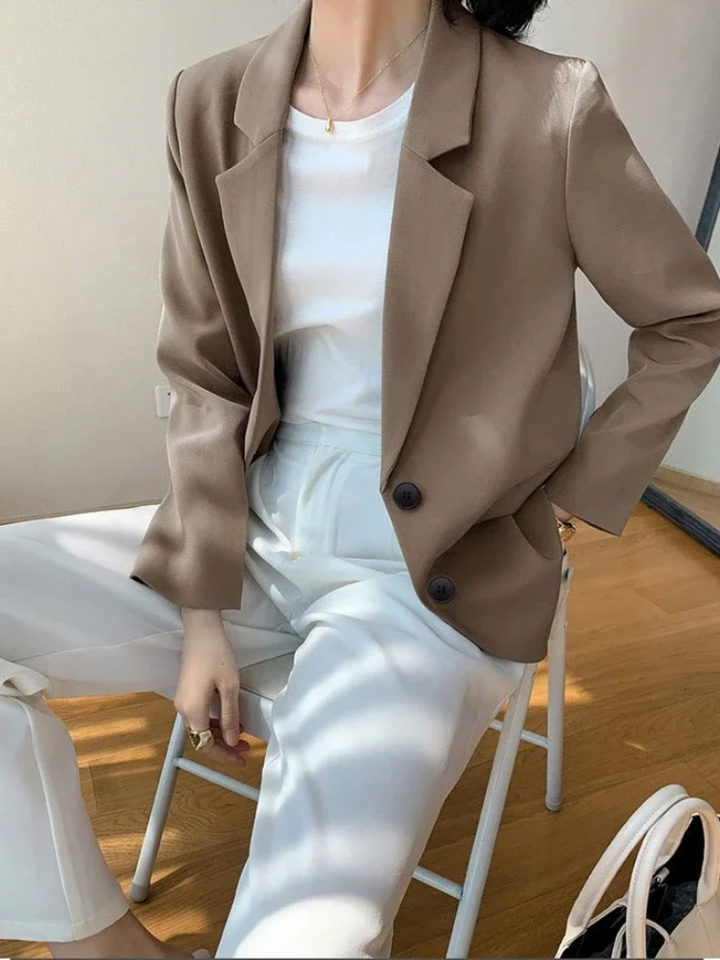Vintara - Blazer Met Dubbele Knopen dames vrouwenpak damespak werkkleding nette kleding net pak