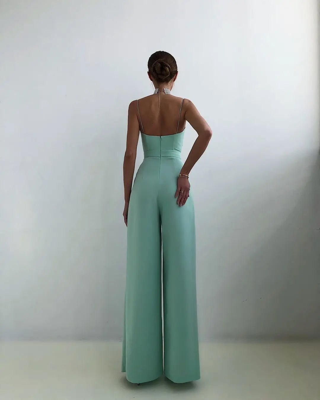 Penelope – Mouwloze Jumpsuit met Hoge Taille en Wijde Pijpen Dames