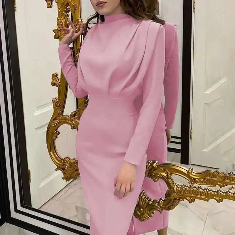 Alvienne – Elegante Getailleerde Midi Jurk