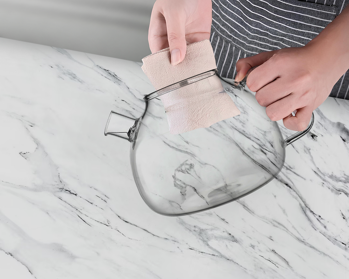 Theezetapparaat met filter en warmhoudfunctie