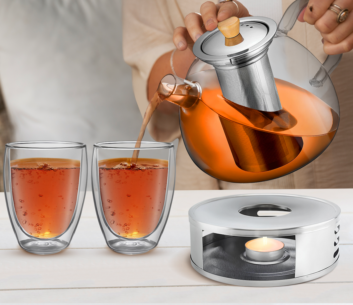 Theezetapparaat met filter en warmhoudfunctie