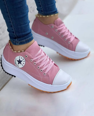 Sneakers met schokabsorberende zool