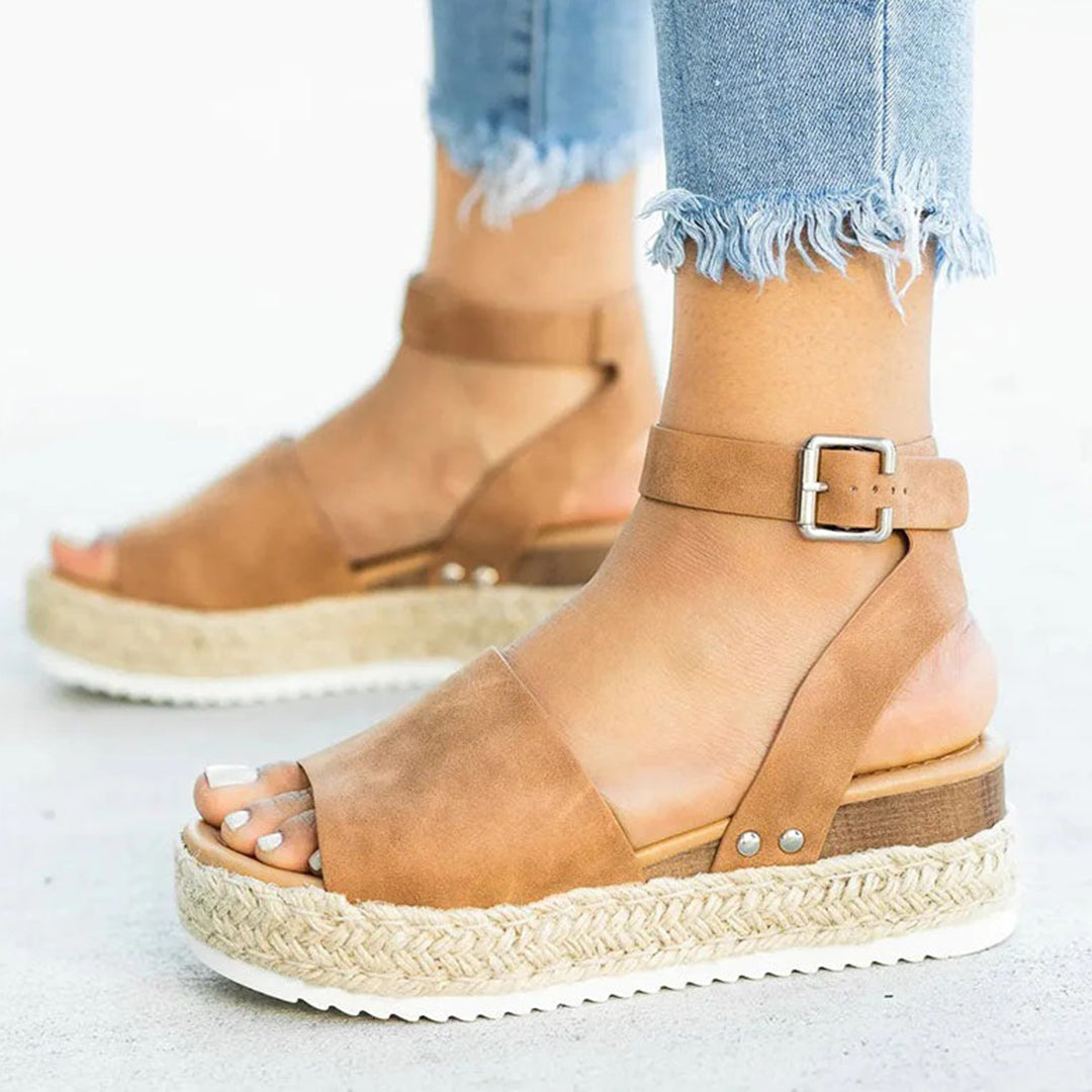 Soléa – Elegante Sleehak Sandalen voor de Zomer