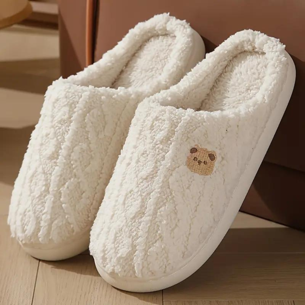 Comfortabele, zachte berenpantoffels voor dames, klaar voor de winter