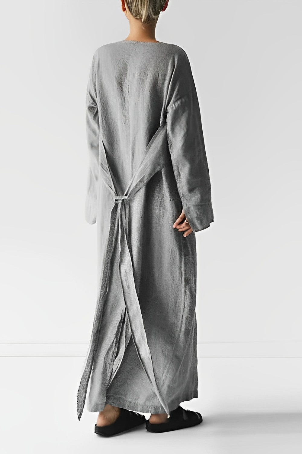 Avenie – Stijlvolle Maxi Jurk met Strikdetail