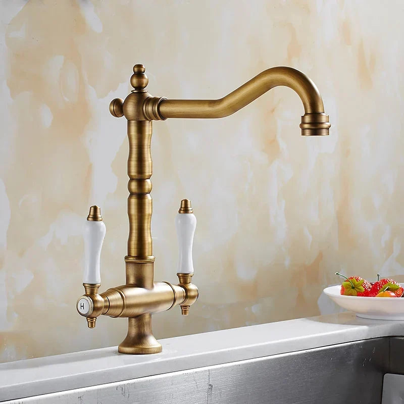 Bronzen keukenkraan - dubbele hendel | Warm en koud water