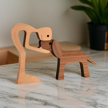 Paws of Love - Hond en Mens Houten Sculptuur Handgemaakt - Symbool van een Eeuwige Band