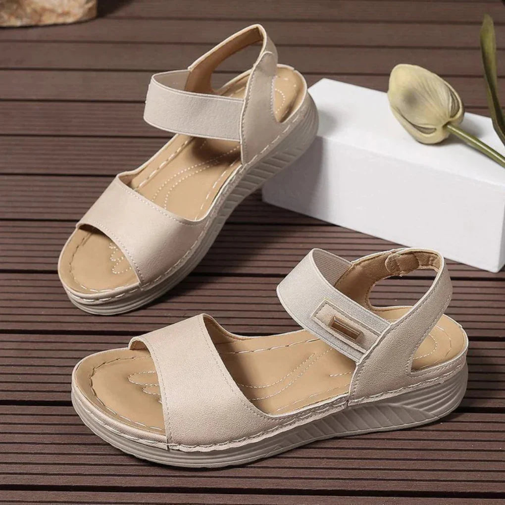 Open teen sandalen met demping voor dames