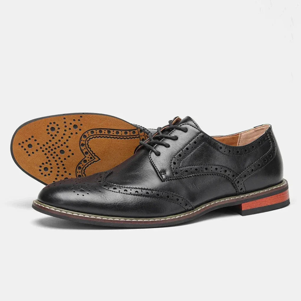 Leren brogues voor heren met vleugelneus en veters