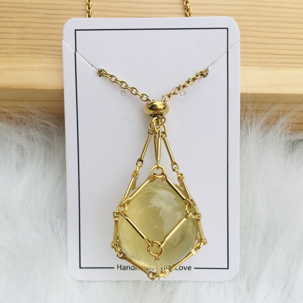 Ketting met verwisselbare kristalsteen voor stralende stijl en harmonie.