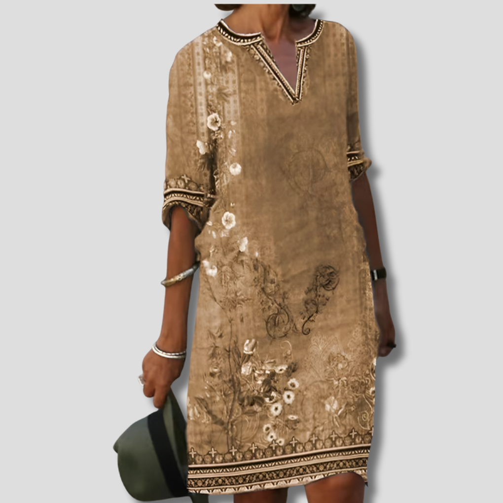 Moeiteloze en comfortabele boho-jurk met bloemenruffles