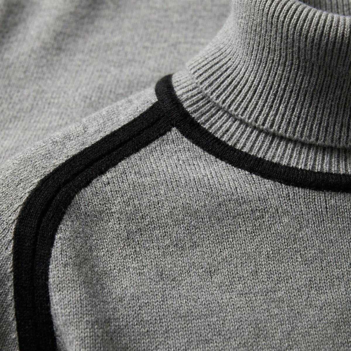VelvarneOversized Roll-Neck Knit Jumper