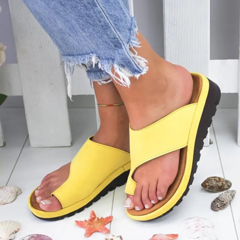 leren Orthopedische Vrouwen Slippers/ teenslippers geel