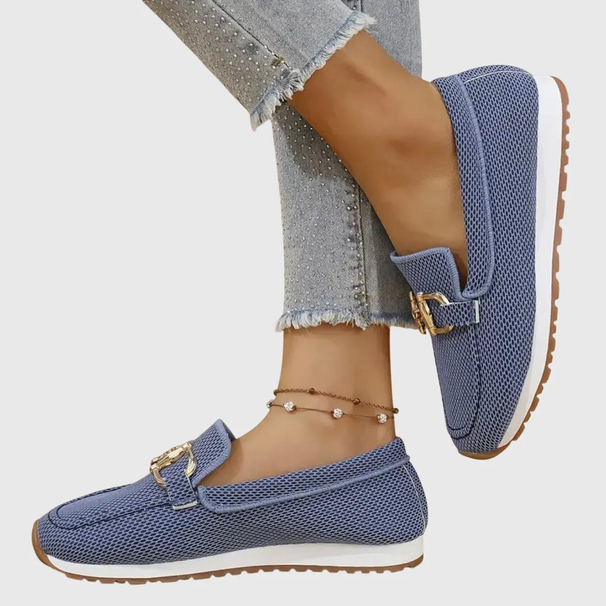 Andrina geweven damesloafers met kettingdetail