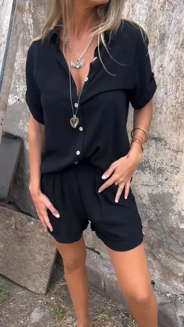 Aneta damesset met short en overhemd met knoopsluiting