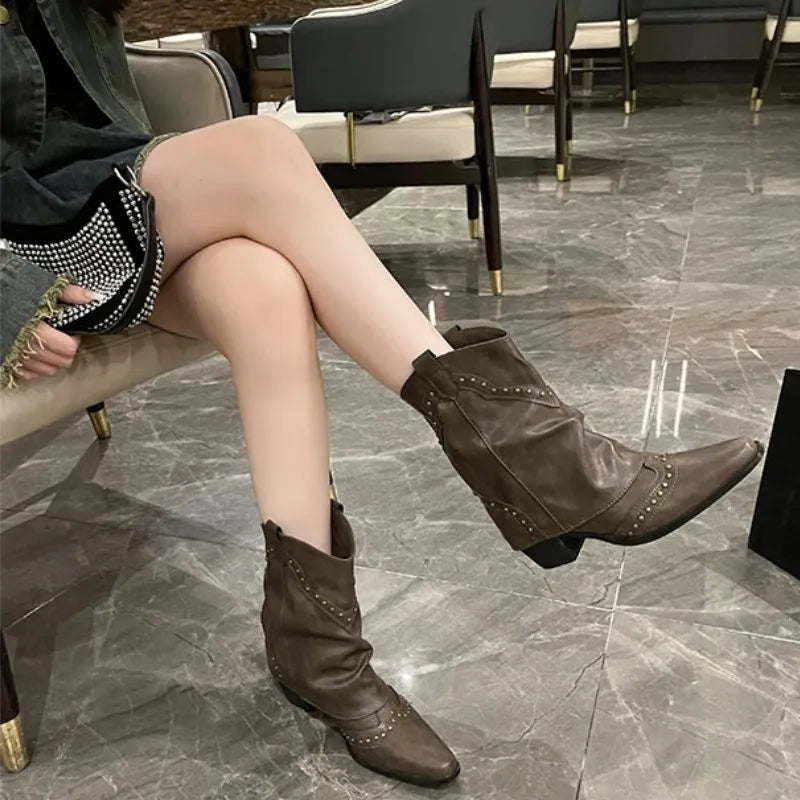 Angelica westernenkellaarsjes voor dames met studs