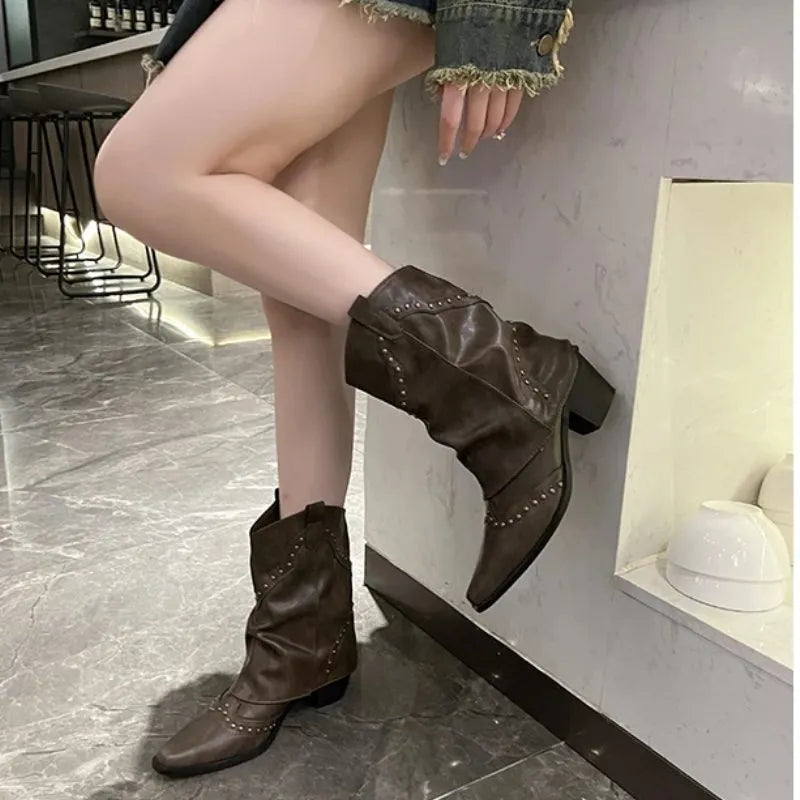 Angelica westernenkellaarsjes voor dames met studs