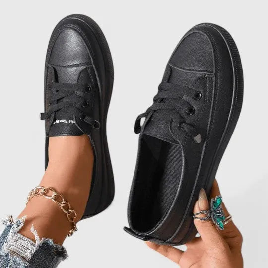 Aspen damesplateausneakers met vetersluiting