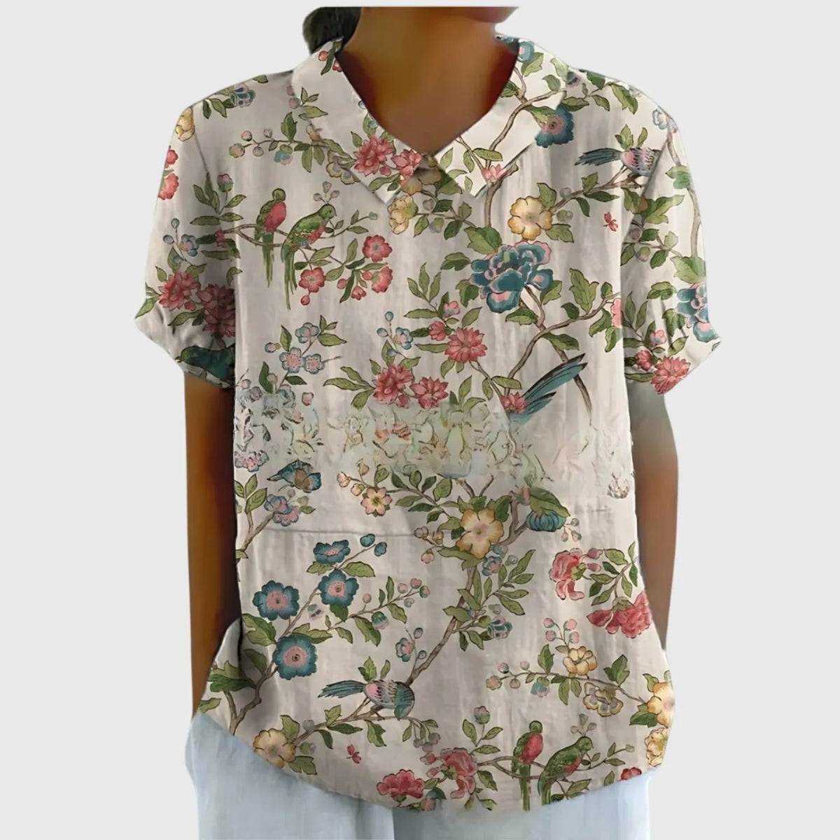 Ava damesblouse met kraag, bloemenprint en korte mouwen