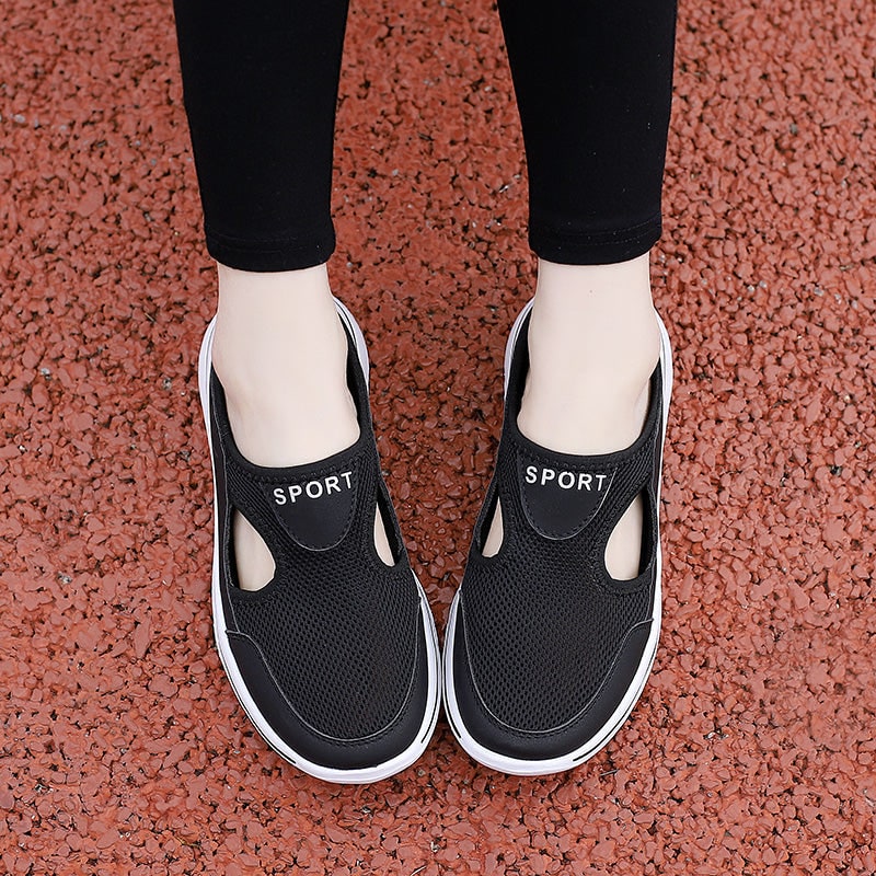 Instapsneakers zonder hiel met ademend mesh en gevoerde binnenzool, instapschoenen