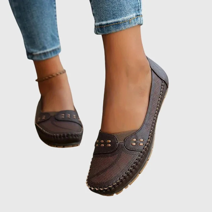 Beatrix geperforeerde damesloafers met instapmodel