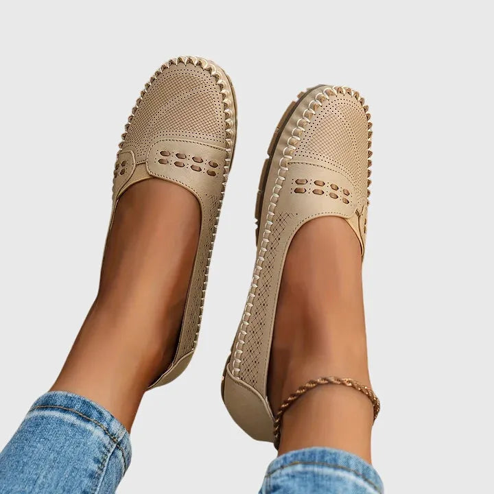 Beatrix geperforeerde damesloafers met instapmodel
