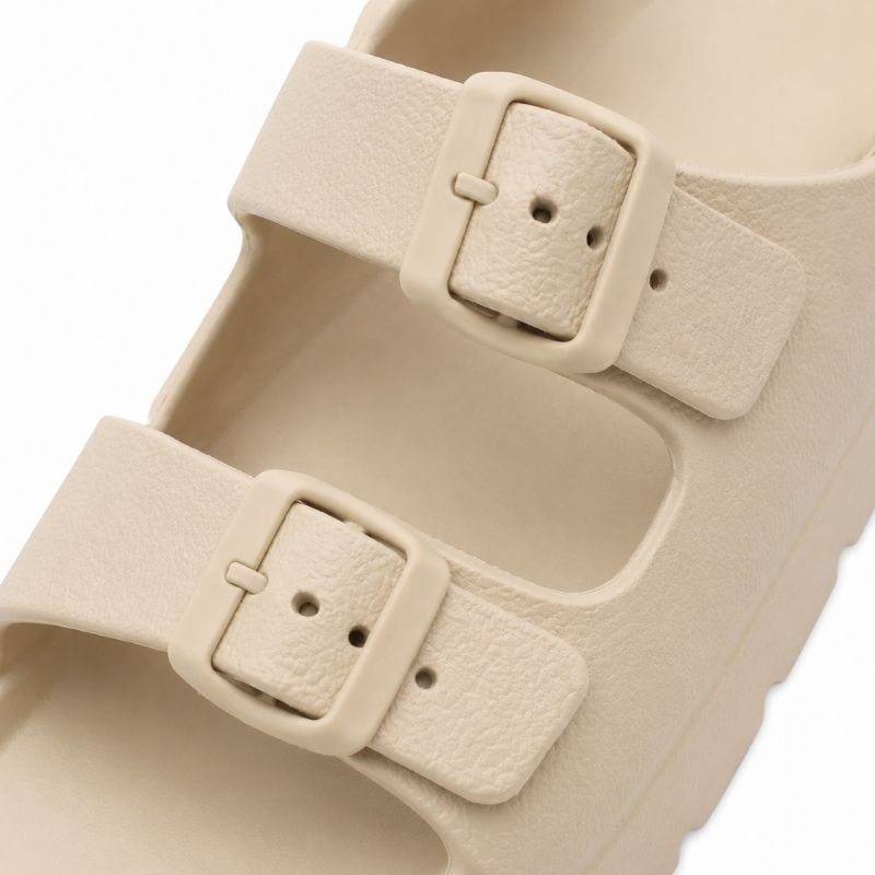 Zwarte orthopedische plateau-slippers met gevoerd EVA-schuim en verstelbare gespen