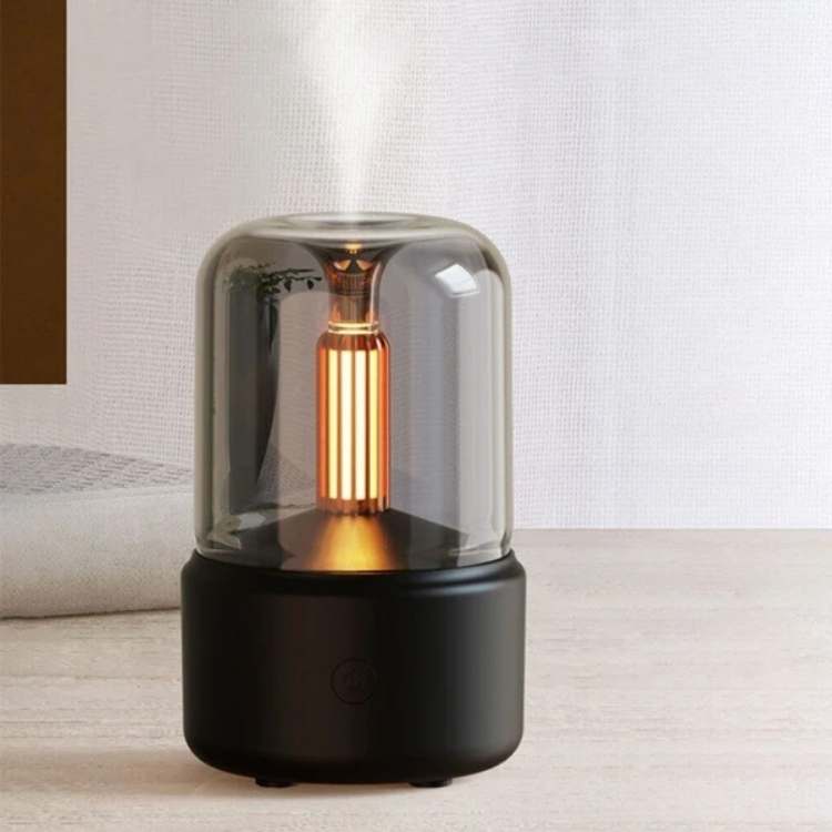 Aromadiffuser met flikkerend kaarslicht