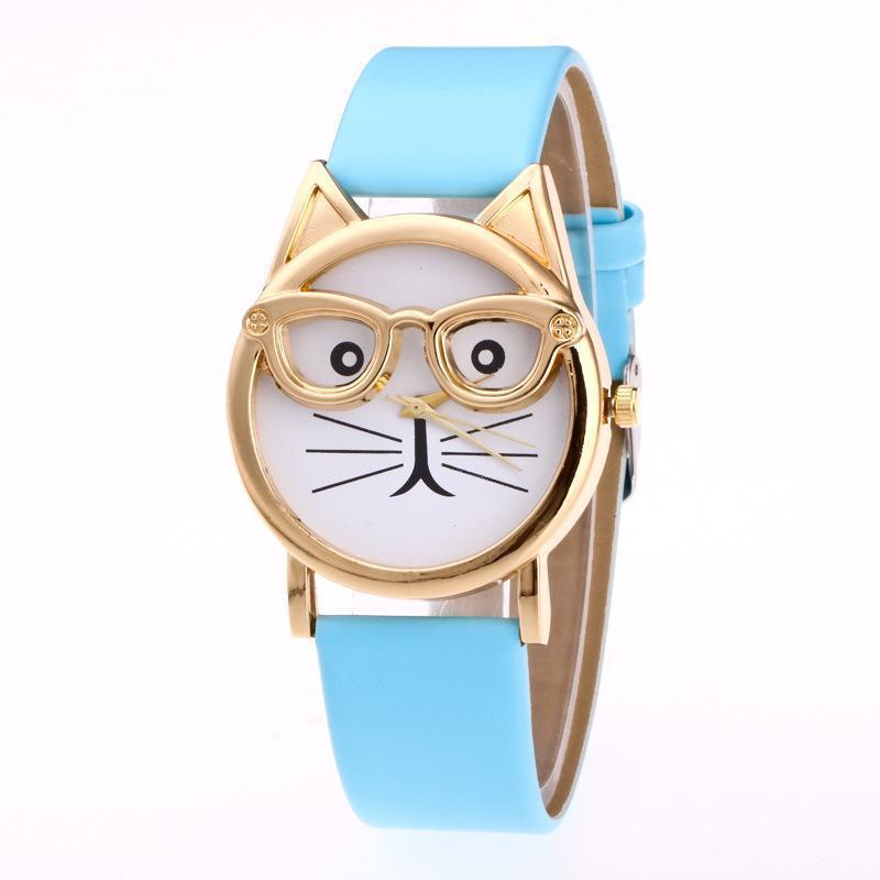 Horloge met wijzerplaat in kattenvorm