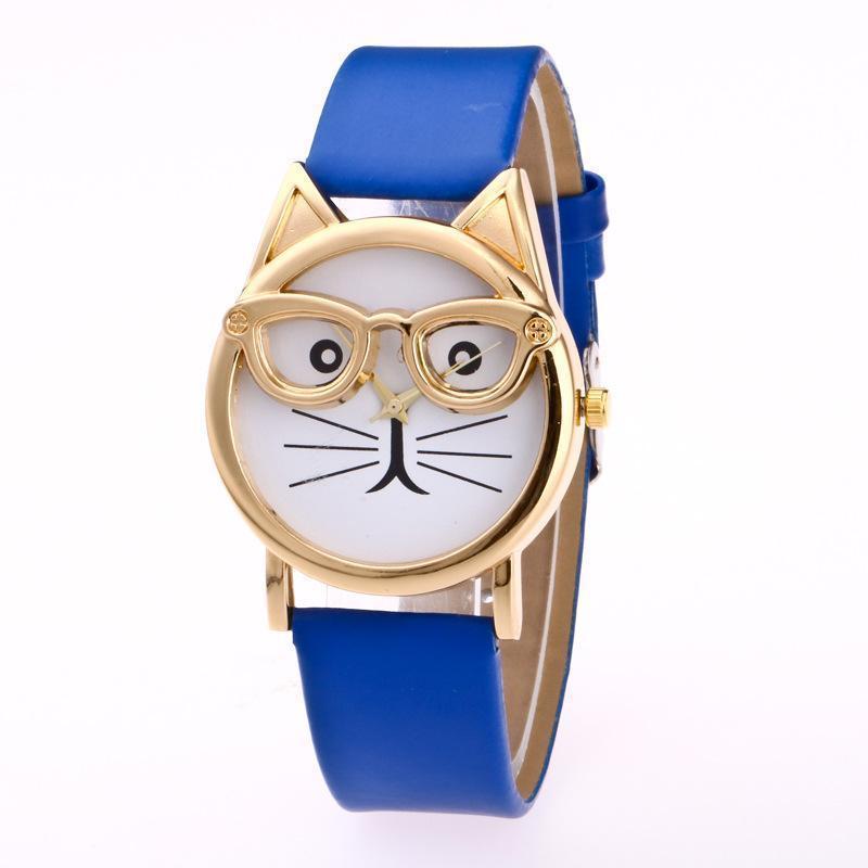 Horloge met wijzerplaat in kattenvorm