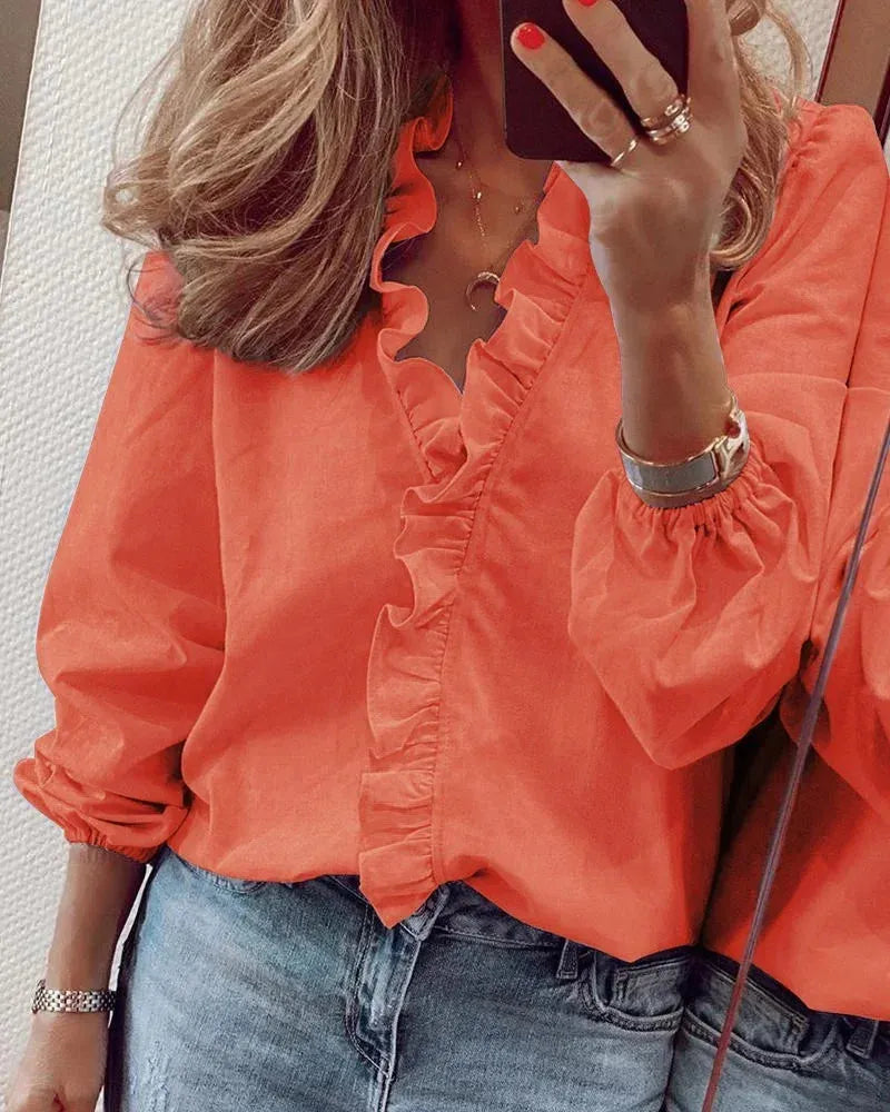 Enola damesblouse met ruches en knoopsluiting