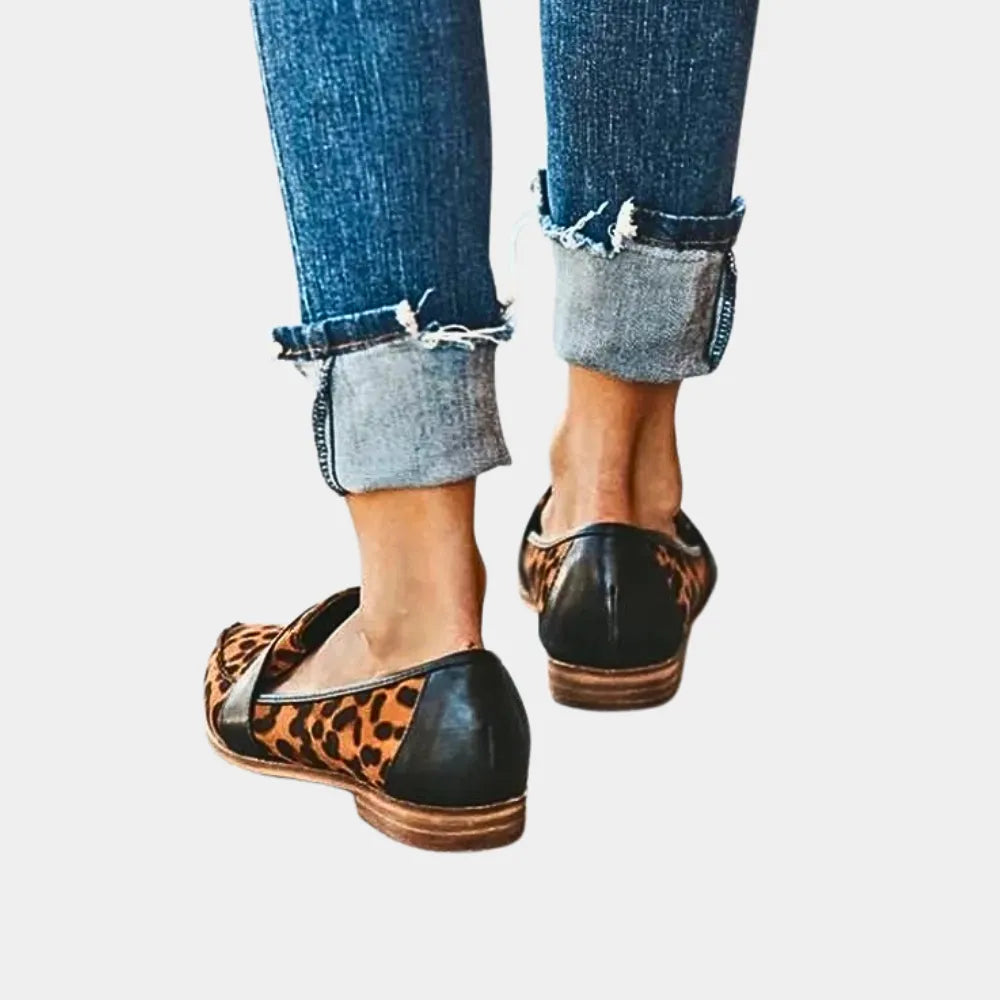 Esmée damesloafers met spitse neus