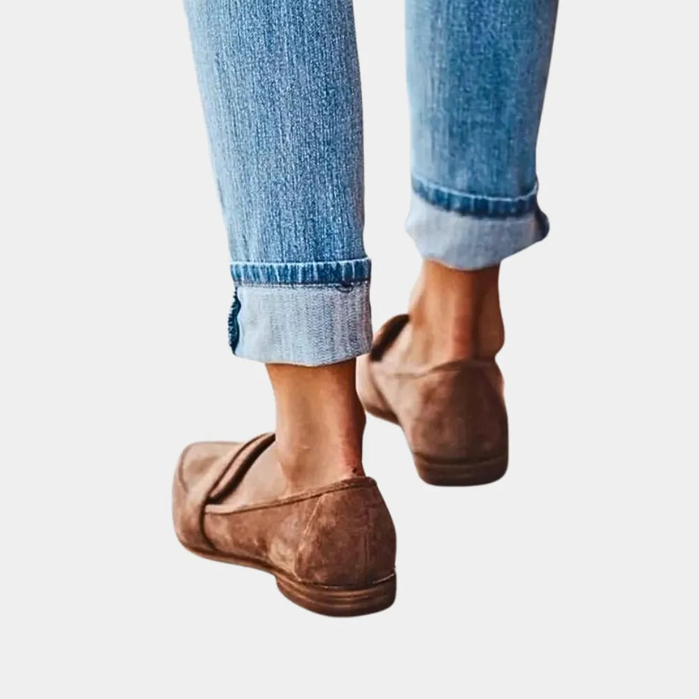 Esmée damesloafers met spitse neus